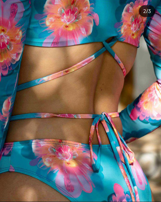 BIKINI MANGA LARGA TROPICAL CHIC