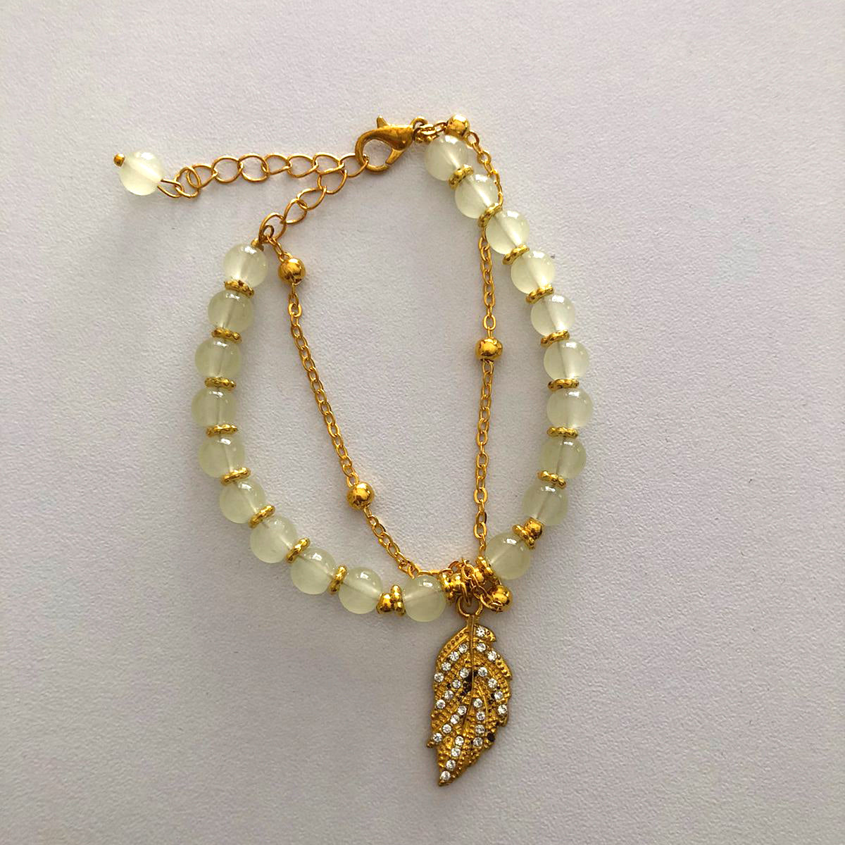 Pulsera Doble Elegancia Hoja Dorada