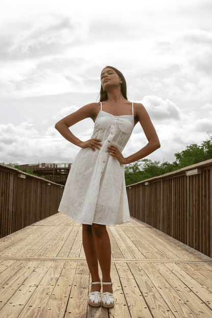 VESTIDO REINITA DORADA