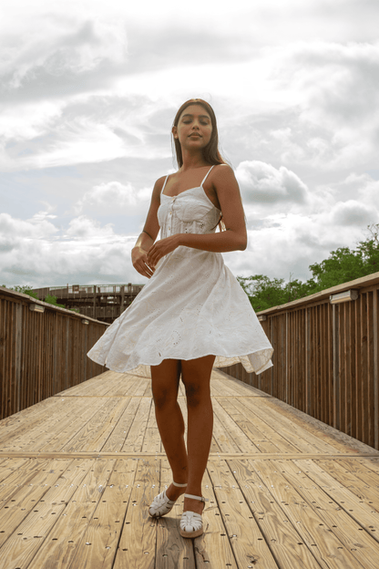 VESTIDO REINITA DORADA