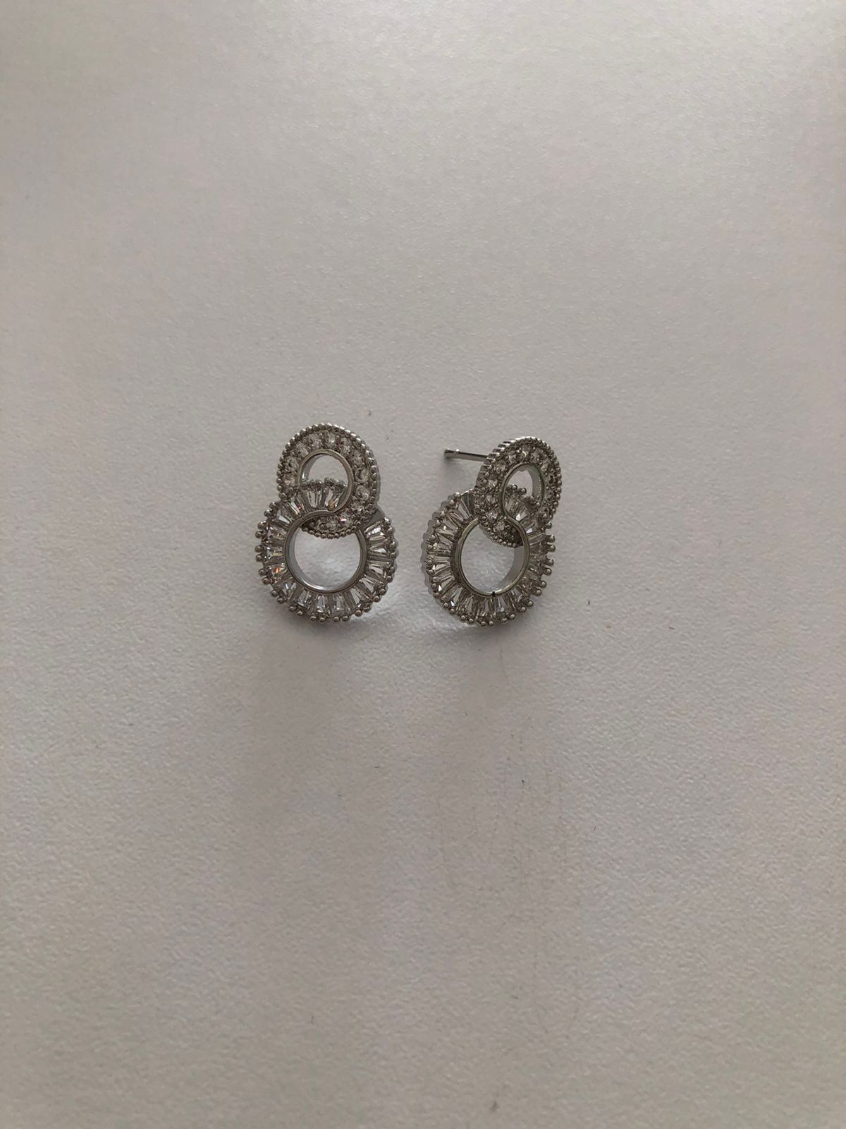 Aretes Doble Aro con Brillo