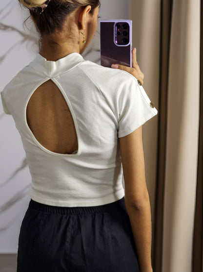 Blusa Crop con Botones Dorados