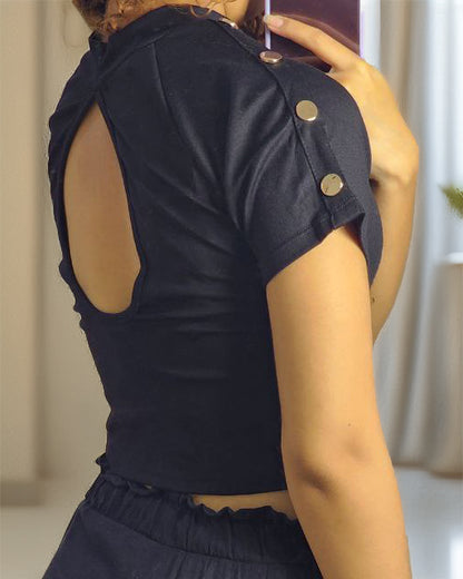 Blusa Crop con Botones Dorados