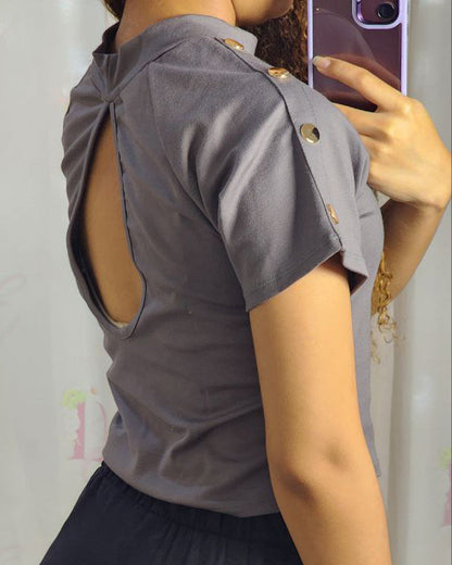 Blusa Crop con Botones Dorados